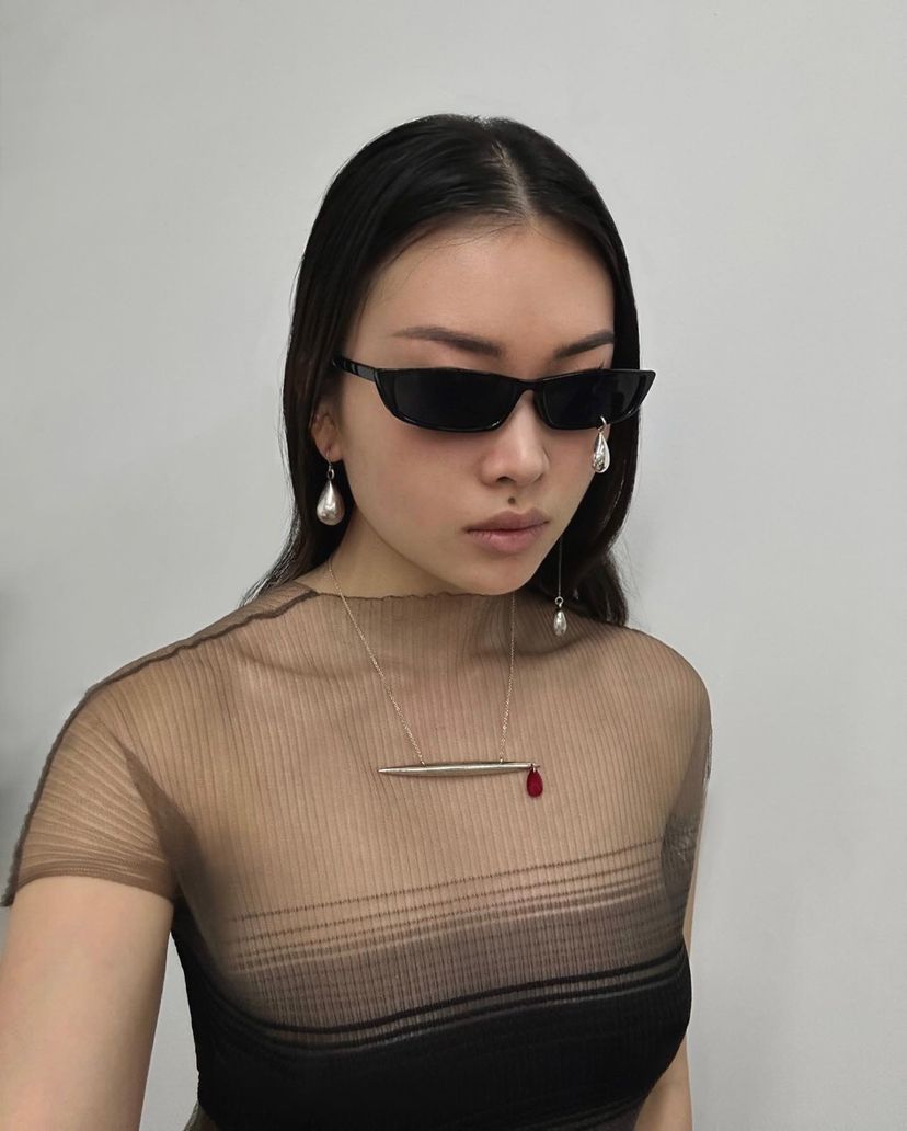 NEEDLE PRICK RUBY NECKLACE