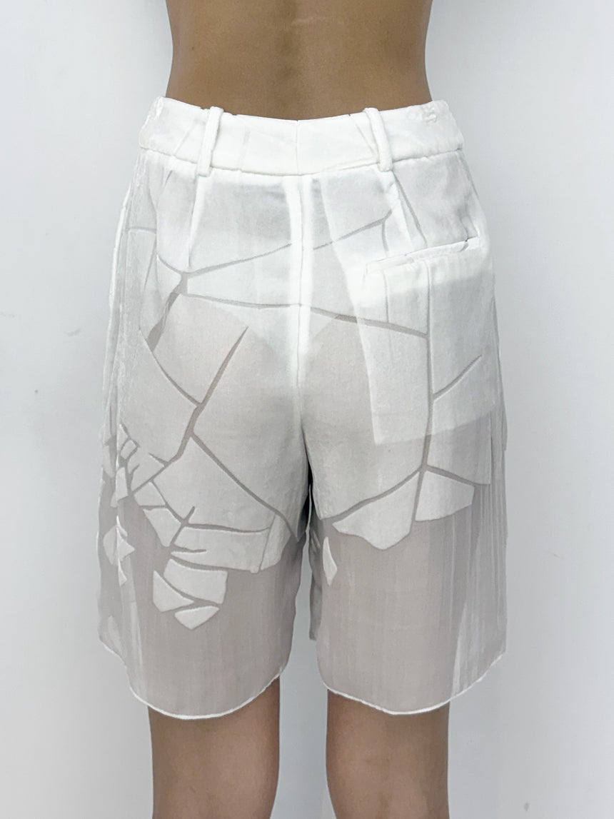 (SS26 PRE-ORDER) CRACKED TAILORED SHORTS - WHITE