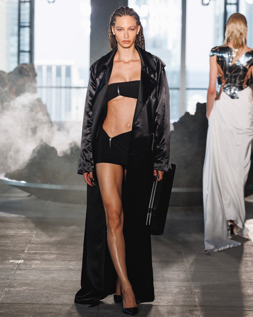 DAGGER BAG - BLACK (LAST 1 LEFT)