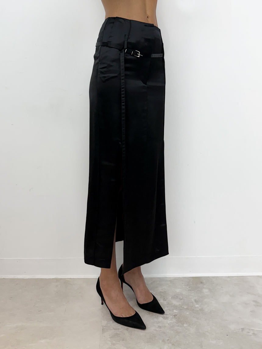 (SS26 PRE-ORDER) RELICS BELTED SLIT SKIRT (LIQUID SATIN) - BLACK