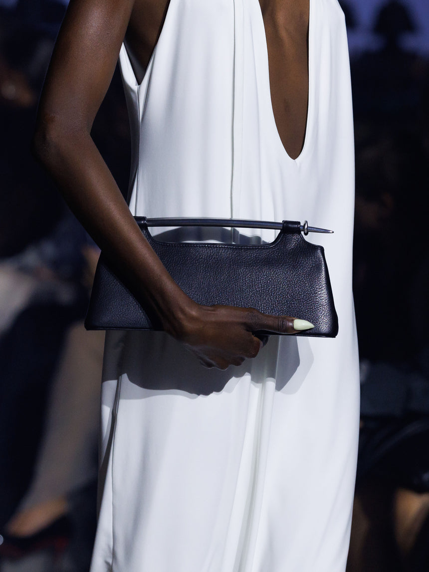 (SS26 PRE-ORDER) SMALL DAGGER BAG - BLACK