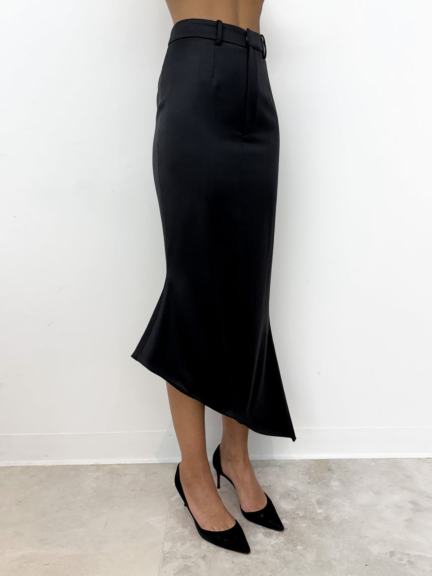(SS26 PRE-ORDER) TAILORED ANGULAR MIDI SKIRT - BLACK
