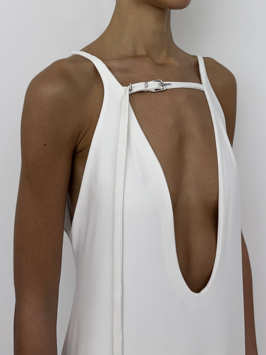 (SS26 PRE-ORDER) BELTED MAXI PILLAR DRESS - WHITE