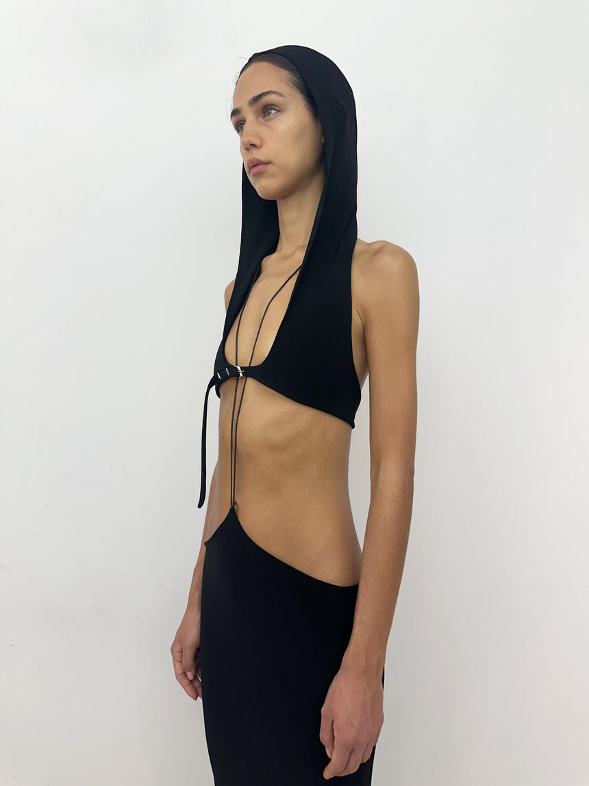 (SS26 PRE-ORDER) BELTED HOOD BRALETTE - BLACK