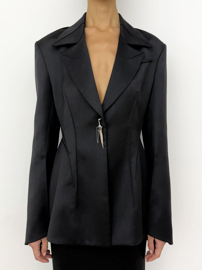 (SS26 PRE-ORDER) KNIFE SHEATH TAILORED BLAZER - BLACK