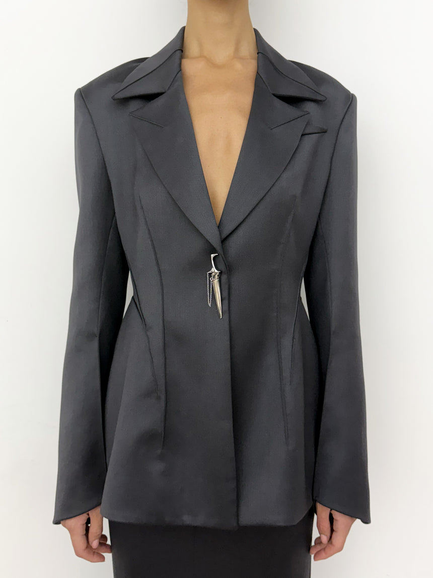 (SS26 PRE-ORDER) KNIFE SHEATH TAILORED BLAZER - DARK GREY