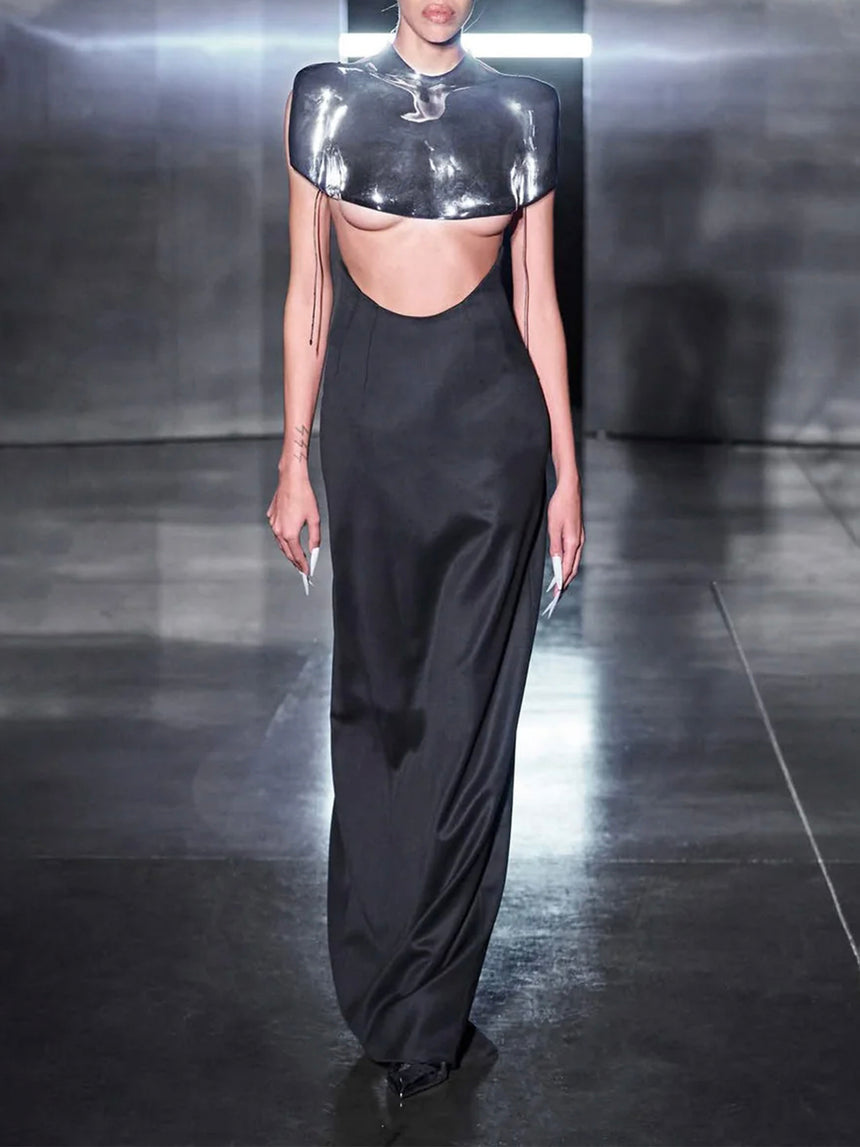 HIGH-WAISTED CRESCENT MAXI SKIRT