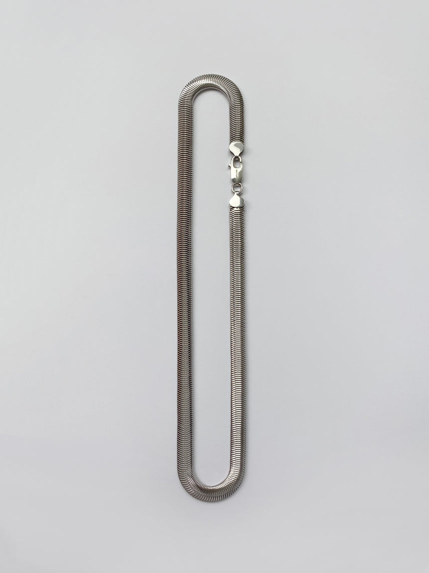 LIQUID BONE NECKLACE