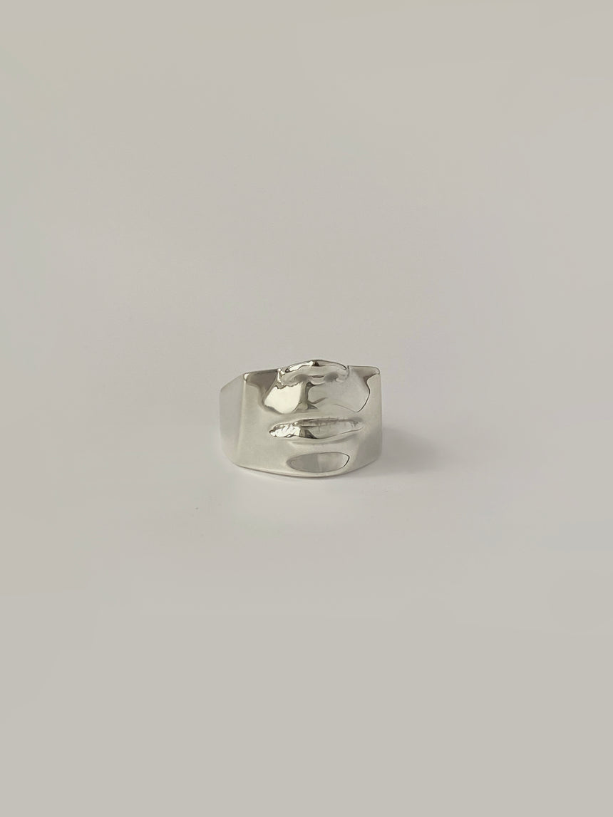 SELF PORTRAIT RING IN SILVER