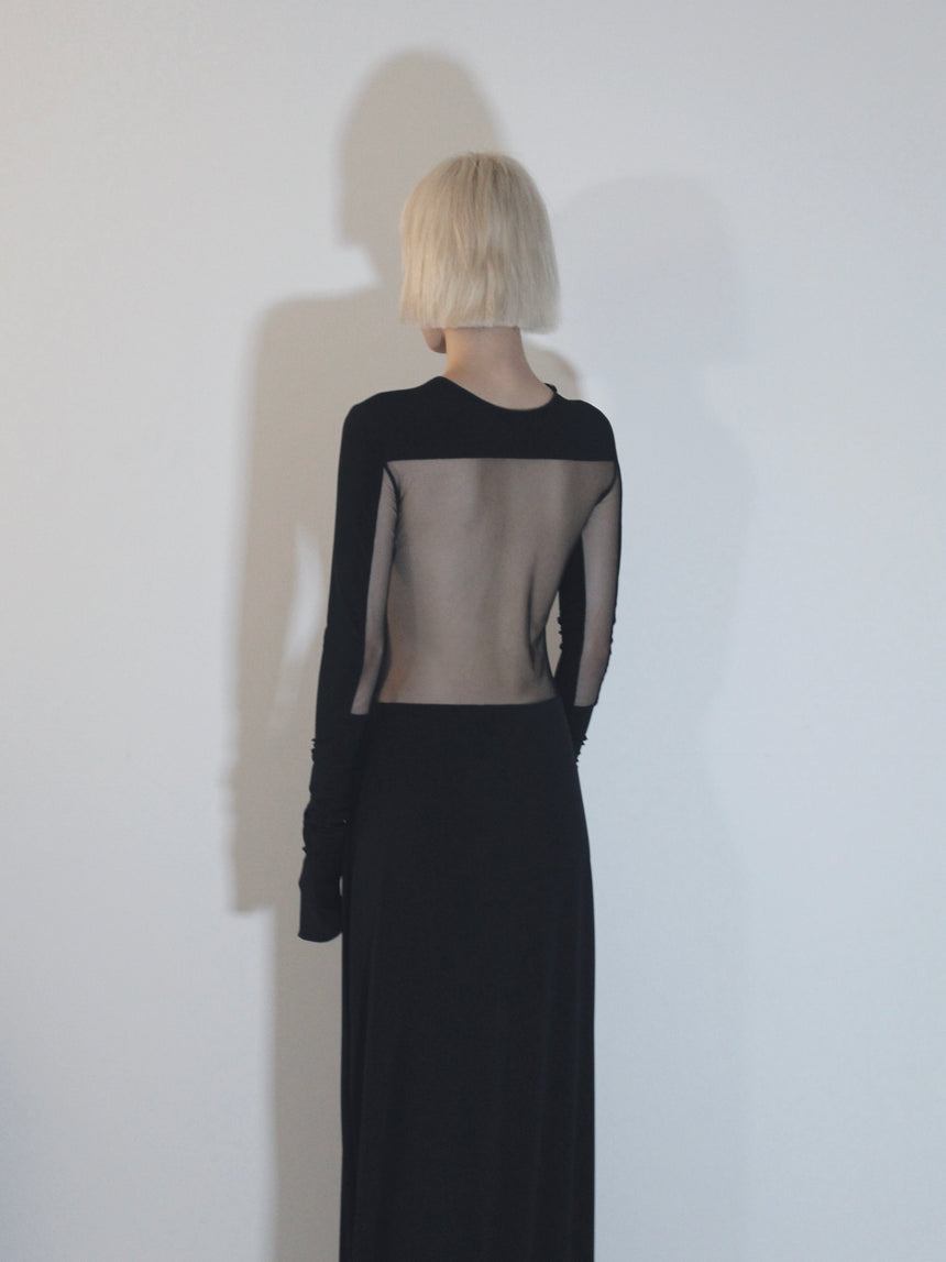 SQUARE CUT OUT (MAXI DRESS)