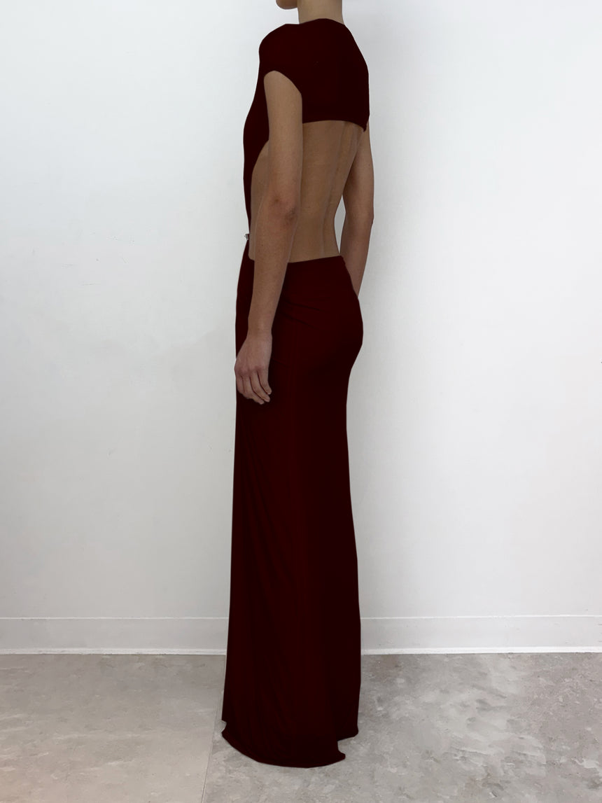 (SS26 PRE-ORDER) RELIC CHARMS BELT CINCHED MAXI DRESS - BURGUNDY