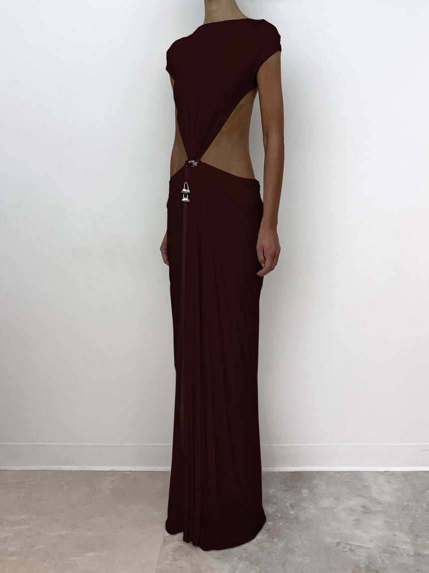 (SS26 PRE-ORDER) RELIC CHARMS BELT CINCHED MAXI DRESS - BURGUNDY