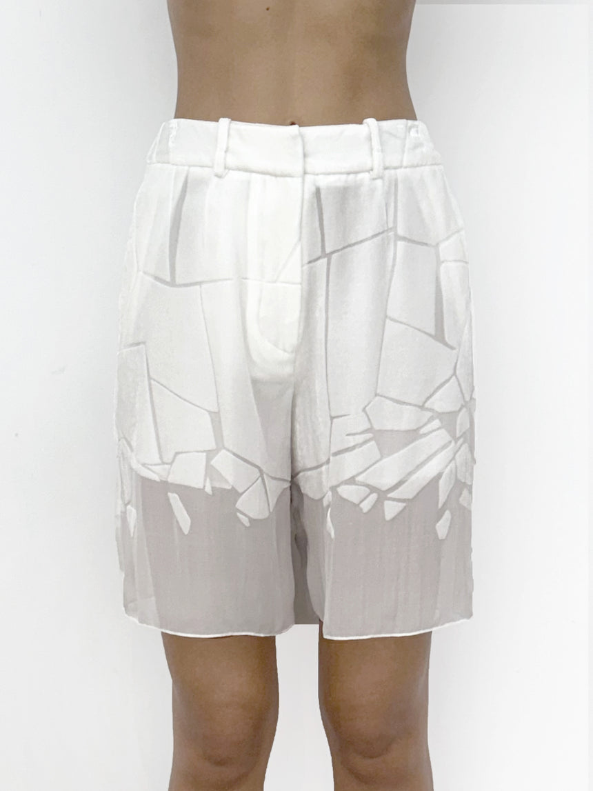 (SS26 PRE-ORDER) CRACKED TAILORED SHORTS - WHITE