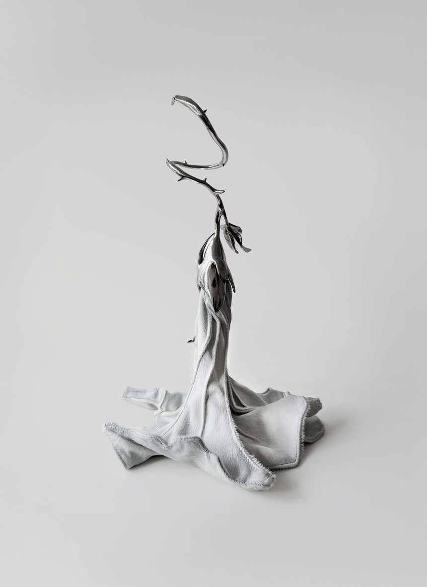 (SS26 PRE-ORDER) POISON TRUMPET FLOWER BAG - WHITE PONYHAIR