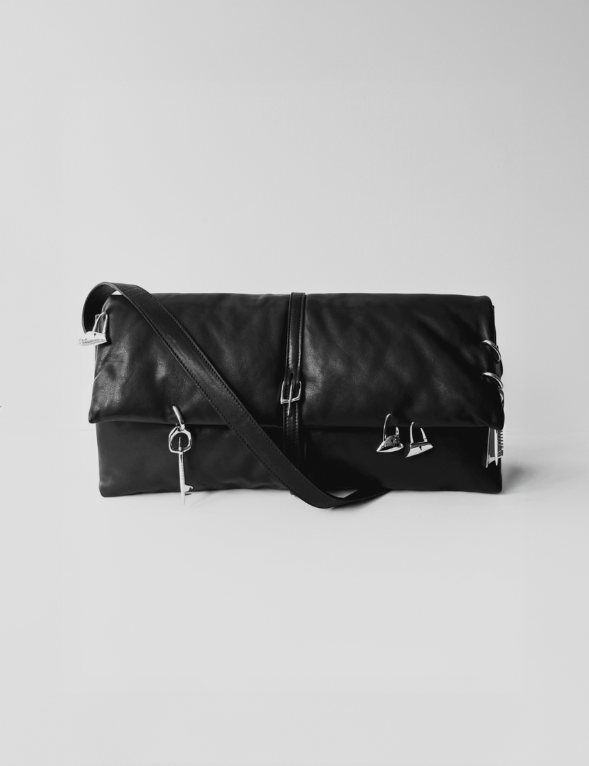 (SS26 PRE-ORDER) CHARMED PILLOW BAG