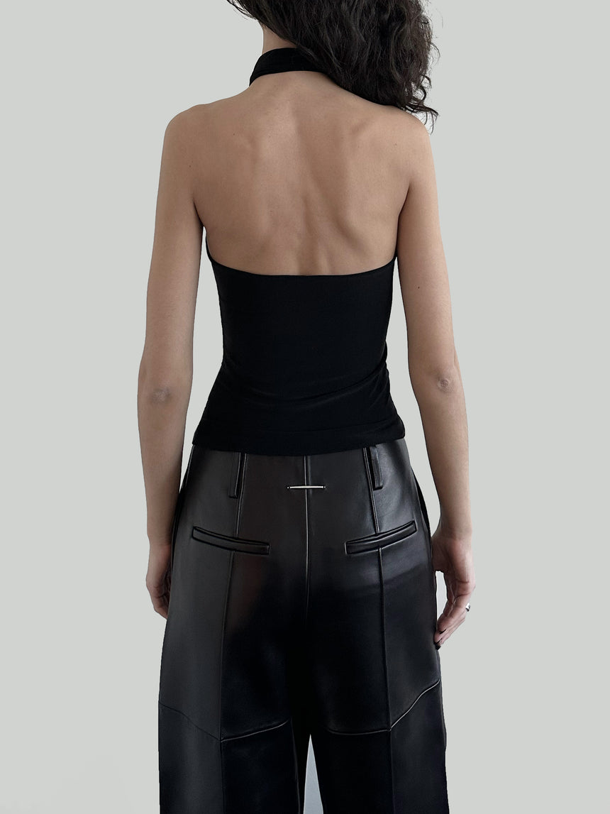 (FW25 Pre-order) CLAW HALTER SCARF TOP - BLACK